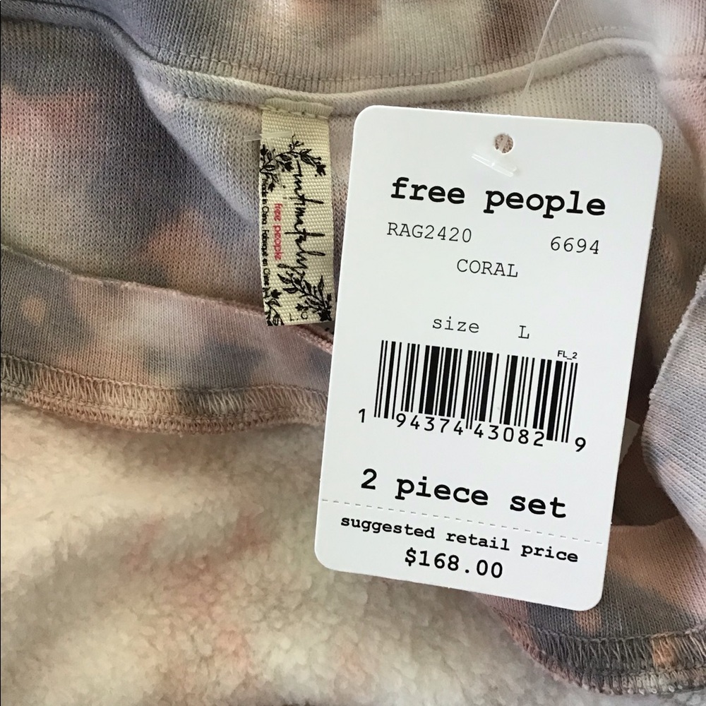 Free People Two-Piece Kelly Washed Short Set. NWT. - Picture 8 of 11